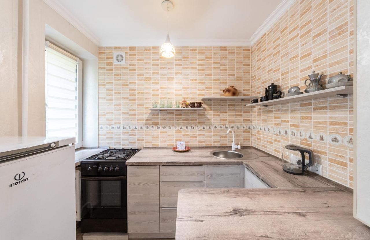Apartment однокомнатная с евро ремонтом,в тихом дворике. *